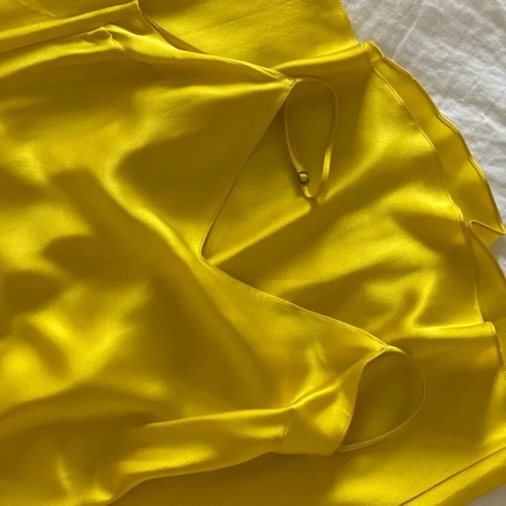 Price firm: Dannijo 100% Silk Daffodil Midi Slip Dress Size XS - Picture 5 of 12